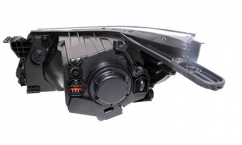 Фара RIO 11-17 OEM OEM0015FR R