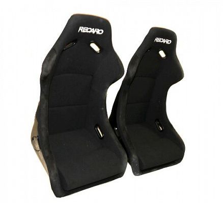 Сиденье спортивное переднее (КОВШ) RECARO с салазками (черный) 3-х слойный каркас